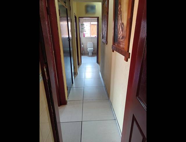 6 BEDROOM HOUSE FOR SALE IN NEW MODDER